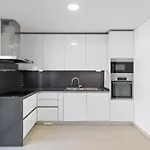 Charmy Estoril By Amber Star Rent Villa