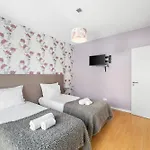Charmy Estoril By Amber Star Rent *