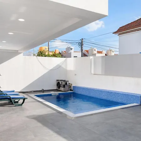Villa Charmy Estoril By Amber Star Rent *