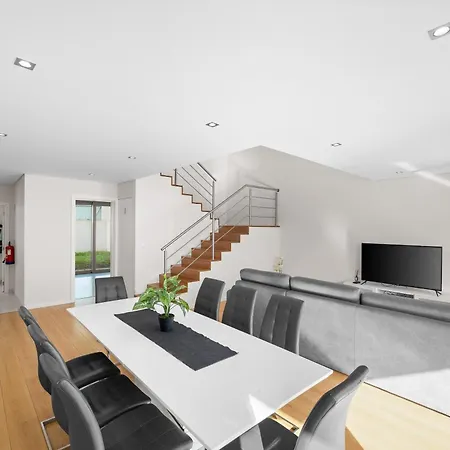 Charmy Estoril By Amber Star Rent Cascais