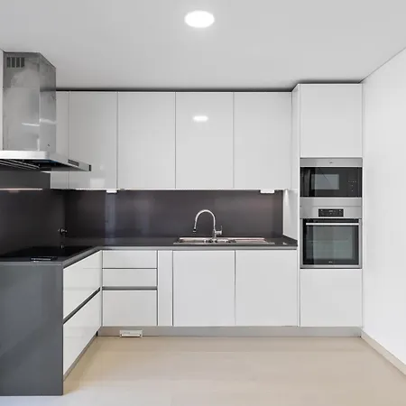 Charmy Estoril By Amber Star Rent Villa