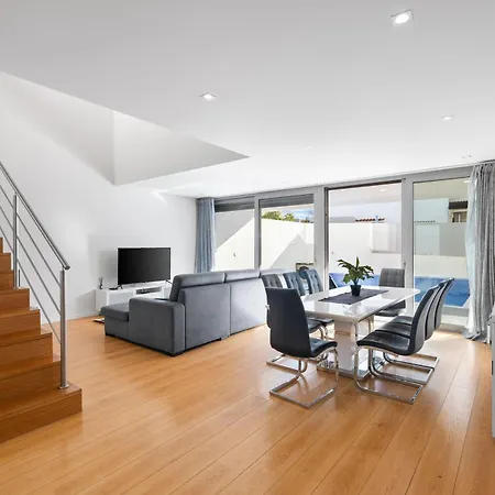 Charmy Estoril By Amber Star Rent Villa *