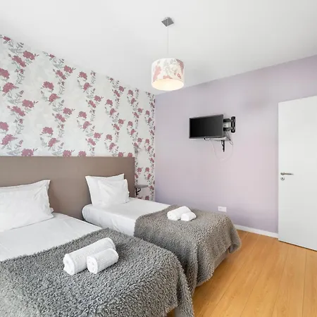 Charmy Estoril By Amber Star Rent *