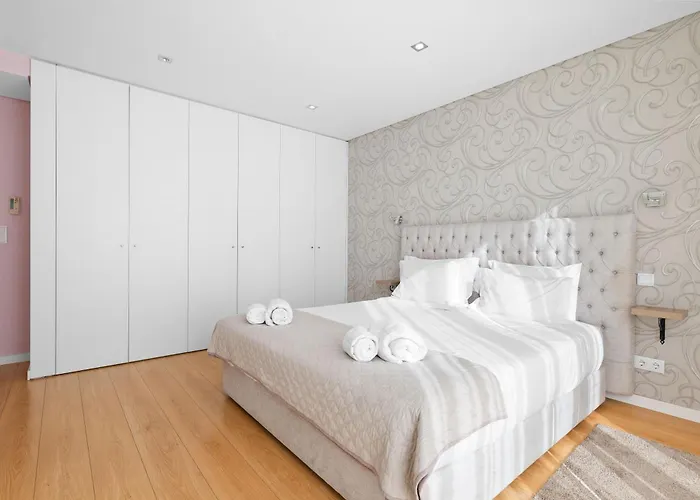 וילה Charmy Estoril By Amber Star Rent קסקאיס